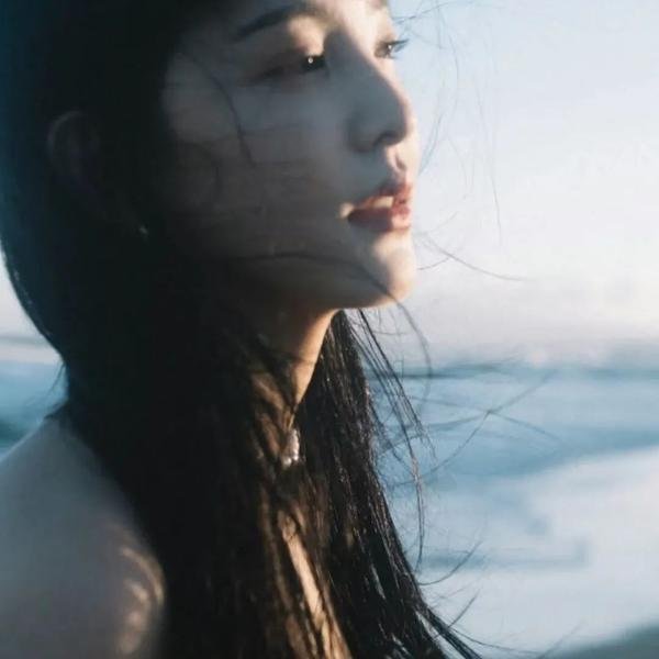 我的妈妈是校花 海报